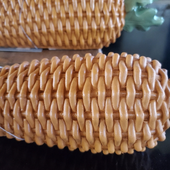 Carrot Decor-NWT - Picture 3 of 4